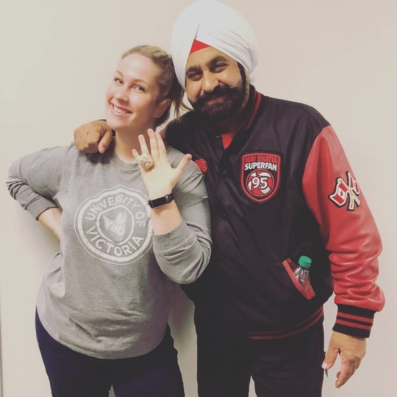 Meet your Posher, Annie - Picture 1 of 1